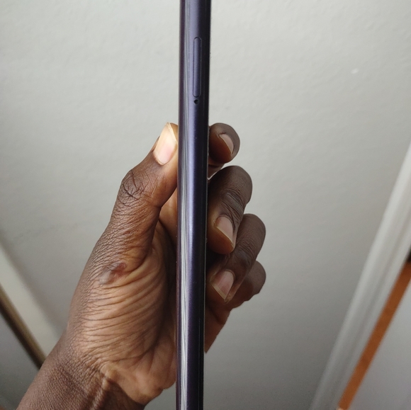 Motorola One Ace 5G 128 GB T-Mobile/Sprint - Picture 7 of 9